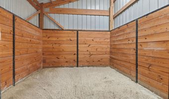10047 SW 101st St, Auburn, KS 66402
