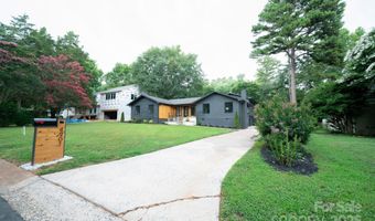 4901 Pine Ridge Rd, Charlotte, NC 28226