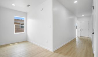 236 Sunrise Bluffs Dr, Belen, NM 87002