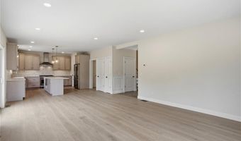 413 New River Rd, Lincoln, RI 02838