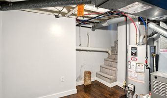 2621 SALMON St, Philadelphia, PA 19125