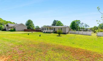 105 Woodcliff Dr, Wellford, SC 29385