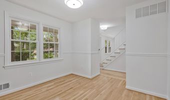 5156 LINETTE Ln, Annandale, VA 22003