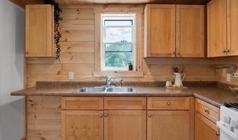 55 Burroughs Way, Belvidere Center, VT 05442
