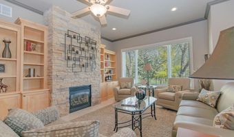 269 202nd St, Arnolds Park, IA 51331