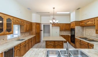 32 Glen Abbey St, Abilene, TX 79606