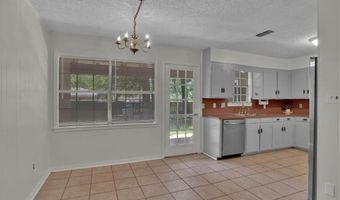 7805 Hobbs Dr, Shreveport, LA 71129