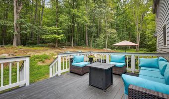 42 Pepperell Rd, Brookline, NH 03033