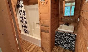 239 Small Rd, Brookfield, VT 05036