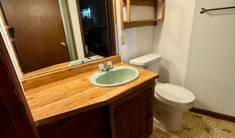 811 SUNSET Dr, Antigo, WI 54409