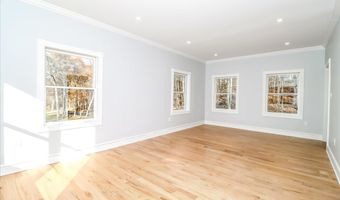 193 Chestnut Ridge Rd, Bethel, CT 06801