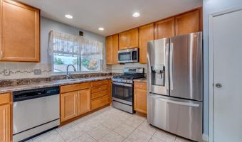 292 Brightfield Dr, Ballwin, MO 63021