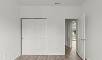 206 Meridian Gardens Ln, Indianapolis, IN 46217