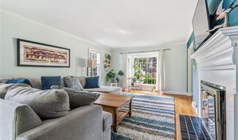 102 Winston Rd, Akron, OH 44313