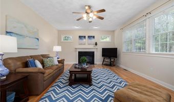 294 Sylvan Ct, North Kingstown, RI 02874