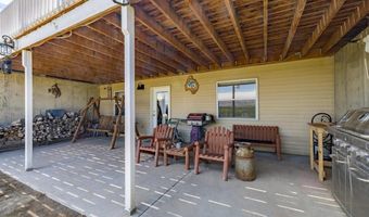 14 Absoraka Dr, Cody, WY 82414