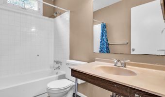 33 Windward Dr, Barnegat, NJ 08005