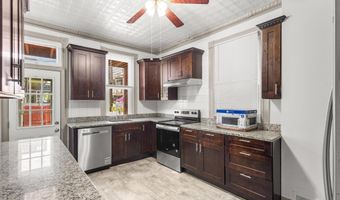 2913 E BALTIMORE St, Baltimore, MD 21224