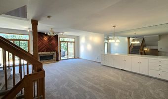 2782 Maitland Dr, Ann Arbor, MI 48105