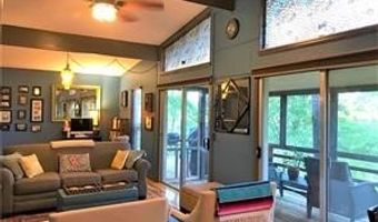 48 Grisham Dr, Bella Vista, AR 72715