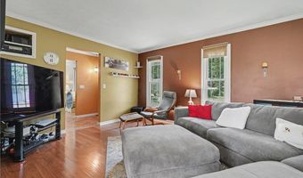 3854 Surfside Cir, Aurora, OH 44202