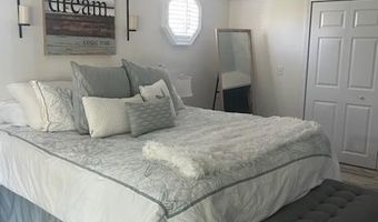 47 Treasure Rd, Narragansett, RI 02882