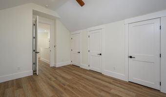 15 Woods Ln, Beaufort, SC 29907