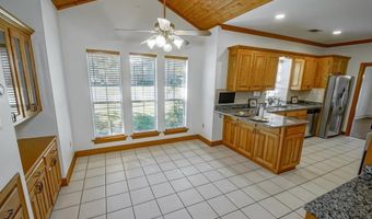 3929 E Lake Sherwood Ave, Baton Rouge, LA 70816