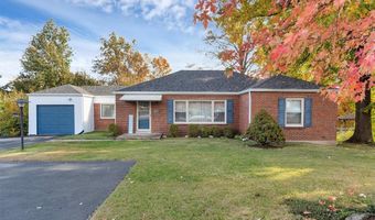 8216 Mackenzie Rd, Affton, MO 63123