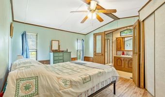 37 Wheeler Dr, Alburgh, VT 05440