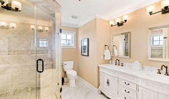 45 Strickland St, Bay Head, NJ 08742