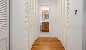 4302 ADRIENNE Dr, Alexandria, VA 22309