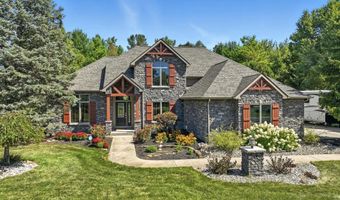 102 Greenhurst Ct, Auburn, IN 46706