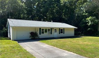 296 Signal Rock Rd, North Kingstown, RI 02852