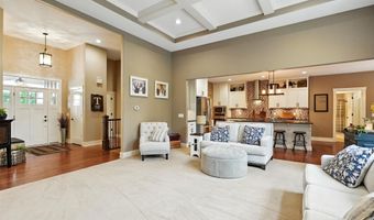 6212 Deer Hollow Rd, Auburn, IN 46706