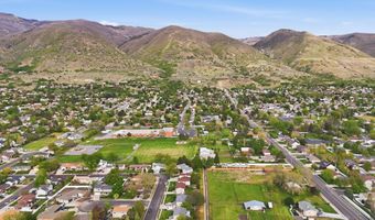 257 W 1125 N, Centerville, UT 84014