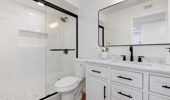9830 Lyncarol Dr, La Mesa, CA 91941