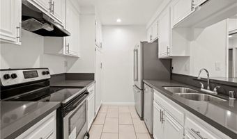 5334 Lindley Ave 125, Encino, CA 91316