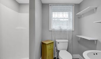 5922 VT 15 Rte, Cambridge, VT 05464
