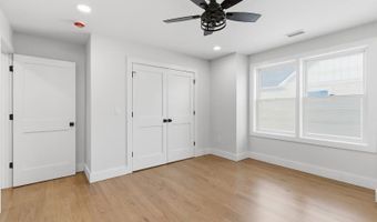54 E Washington Ave, Atlantic Highlands, NJ 07716