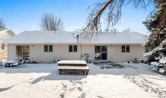 1424 W WEILAND Ln, Appleton, WI 54914