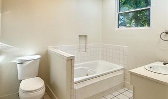 1101 Burbank Ave, Santa Rosa, CA 95407