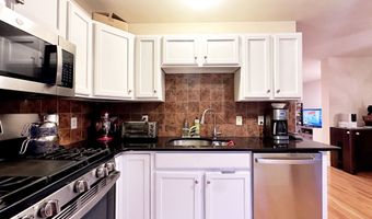 15 Scuppo Rd 504, Danbury, CT 06811