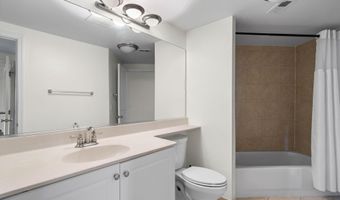 851 N GLEBE Rd 1011, Arlington, VA 22203