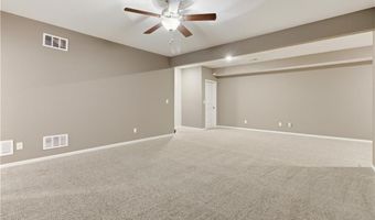 14223 Amanda Ln, Basehor, KS 66007