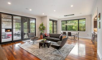 307 Windy Crest Dr, Ann Arbor, MI 48105