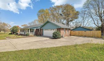 102 Stewart St, Albertville, AL 35950