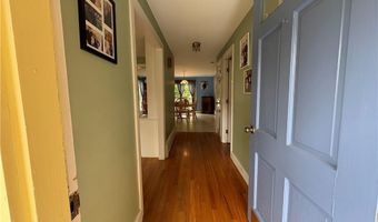 48 Pocasset Ave, Cumberland, RI 02864