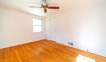 24 Homecrest Dr, Berlin, CT 06037