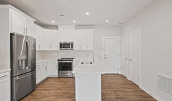 20364 NEWFOUNDLAND Sq, Ashburn, VA 20147